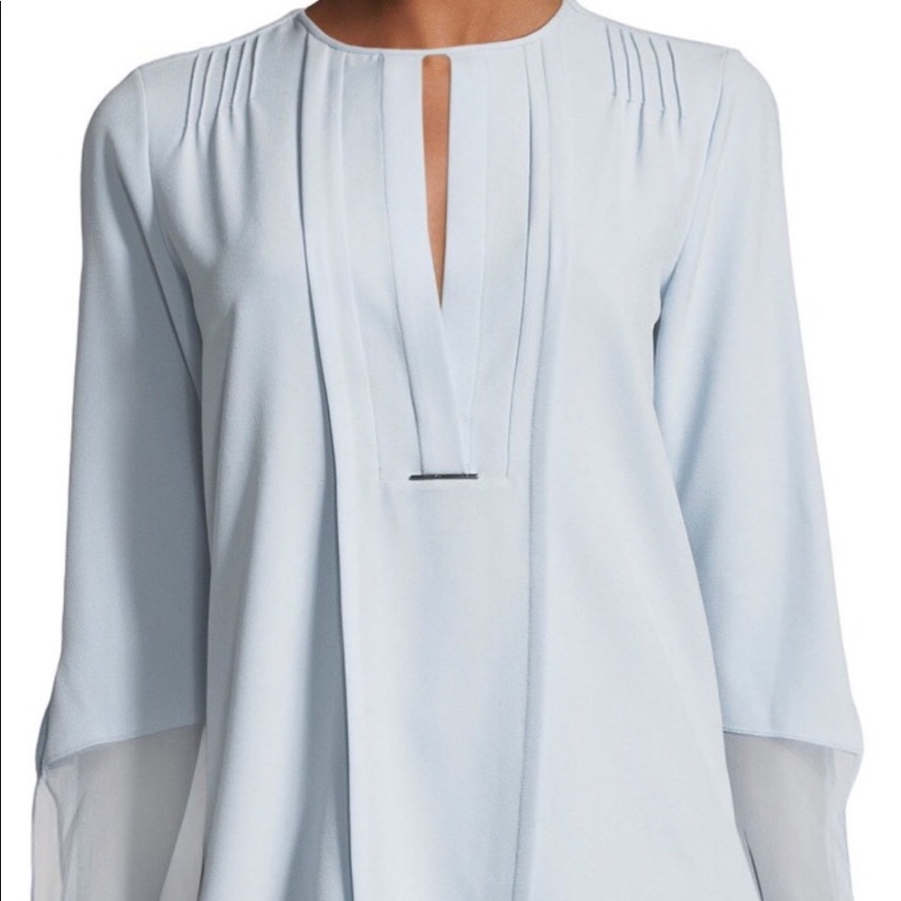 Elie Tahari Owen Keyhole Blouse